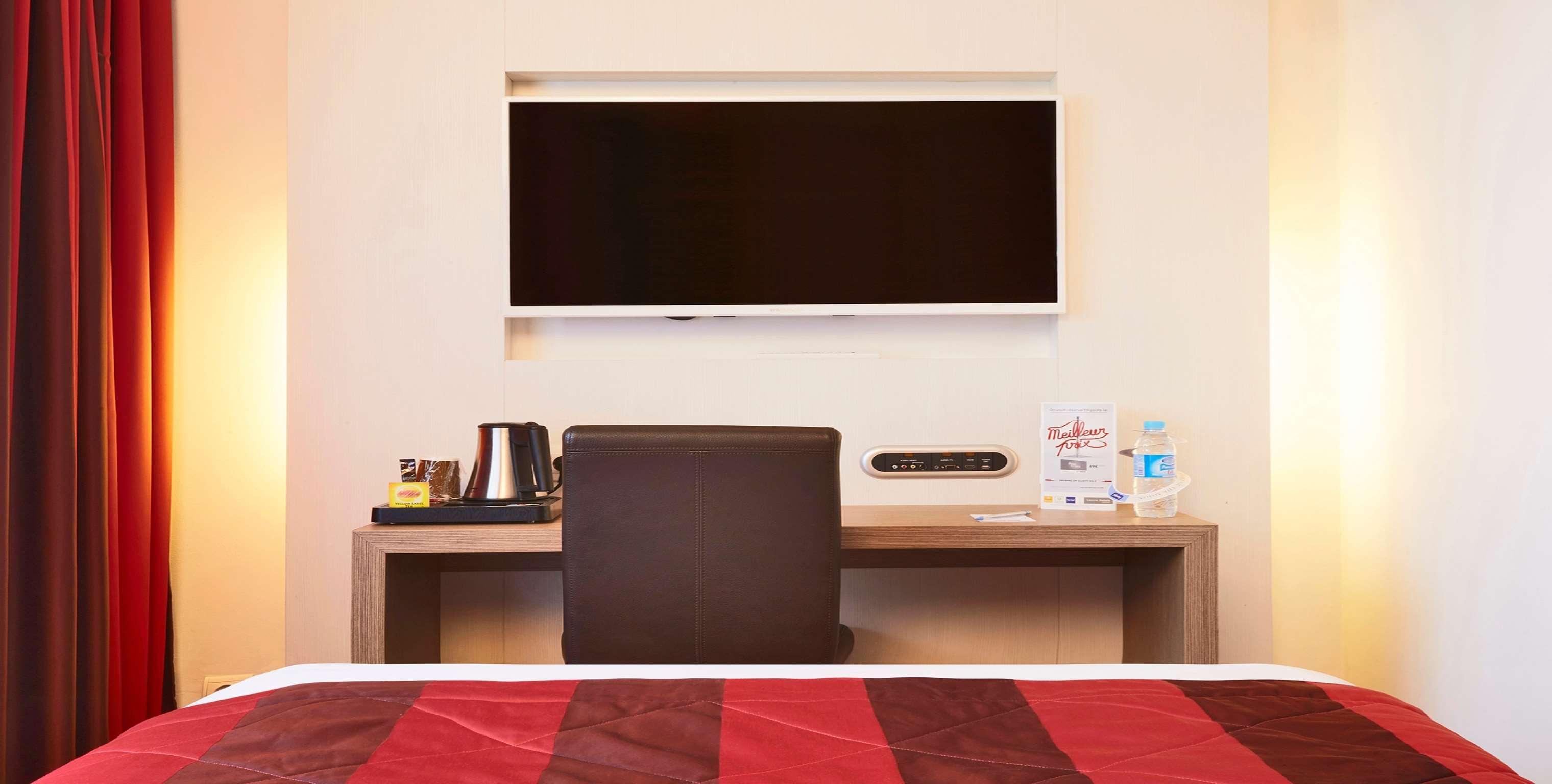 กีริอาด เกรนอบล์ ซองทร์ Hotel เกรอน็อบล์ ภายนอก รูปภาพ